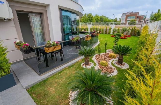 BAHÇE & BALKON YAŞAMI